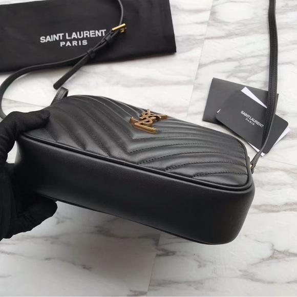 ✨ YSL Black Lou Camera Bag - Picture 7 of 9